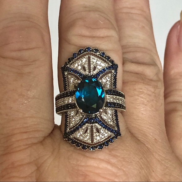Rarities 5.39 ct. London Blue Topaz Ring Shield - Picture 5 of 10